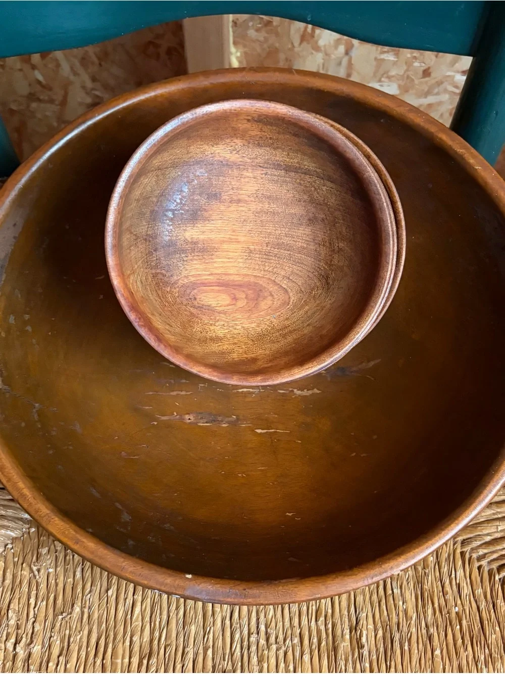 Handcrafted Wooden Serving Bowl Set in Warm Brown